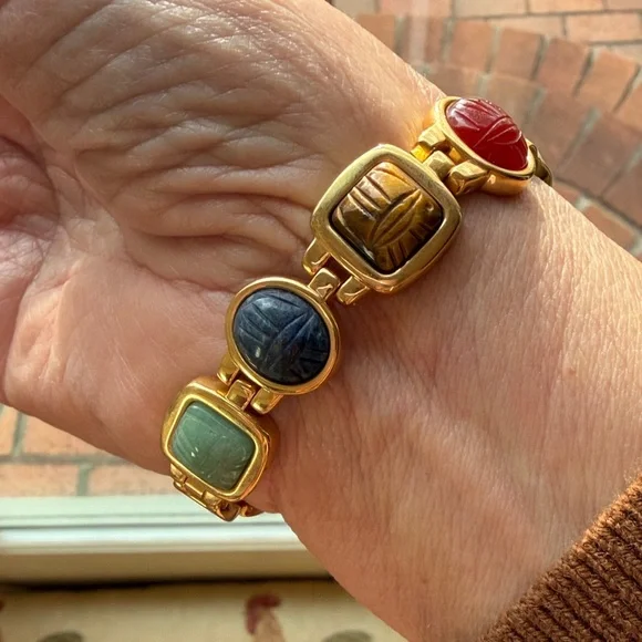 Kenneth Jay Lane Gold Scarab Vintage Bracelet - Picture 11 of 11